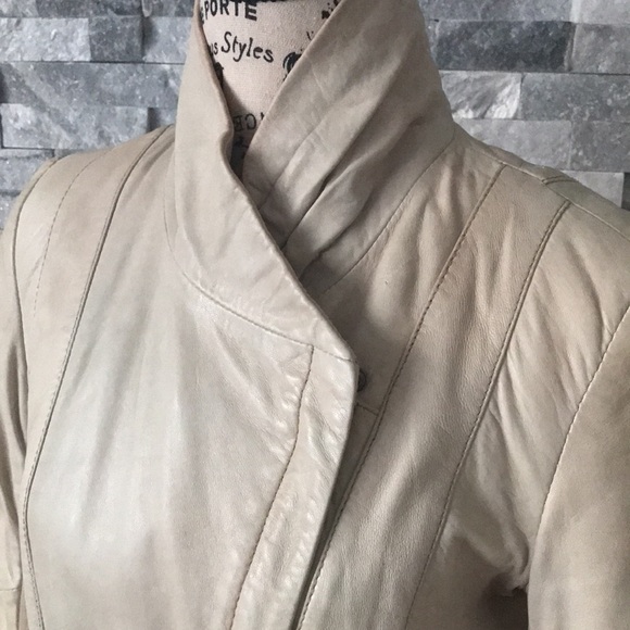 Soft Vintage Danier Leather Jacket. Worn once. - Picture 3 of 4